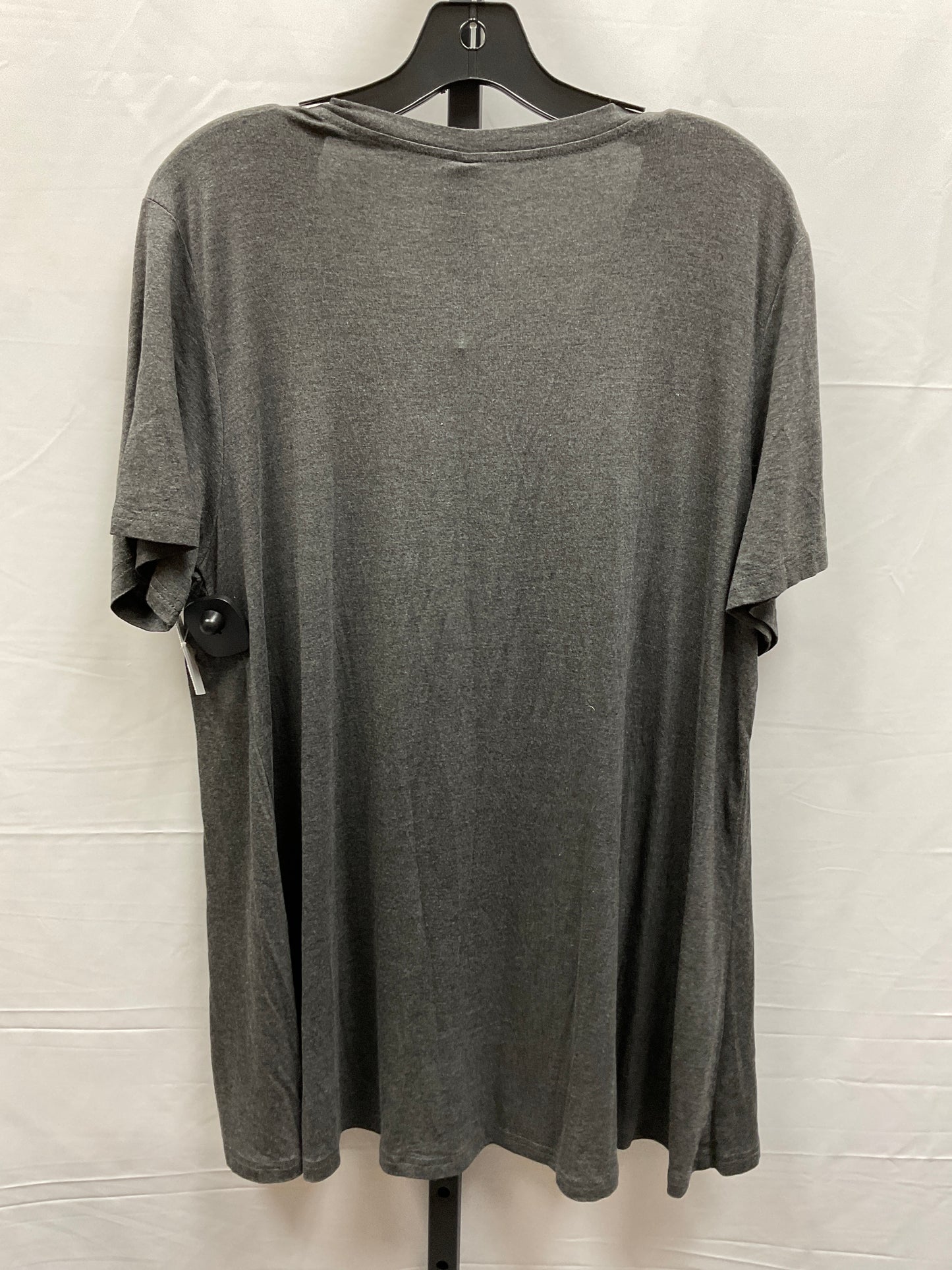 Top Short Sleeve By Clothes Mentor In Grey, Size: Xl