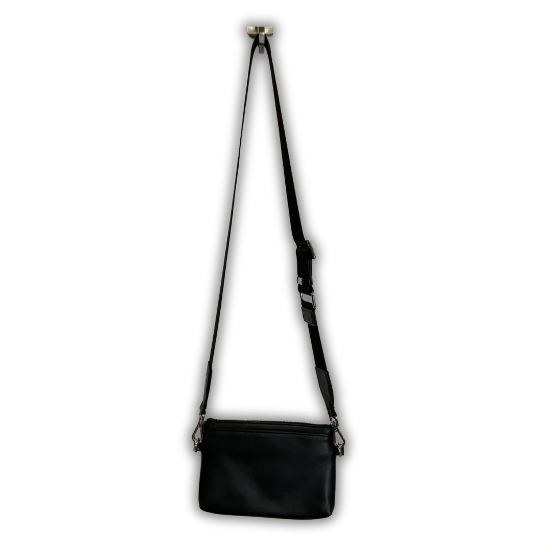 Crossbody By Cmb, Size: Small