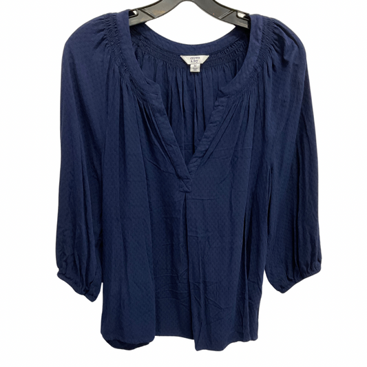 Top Long Sleeve By Crown And Ivy In Navy, Size: M