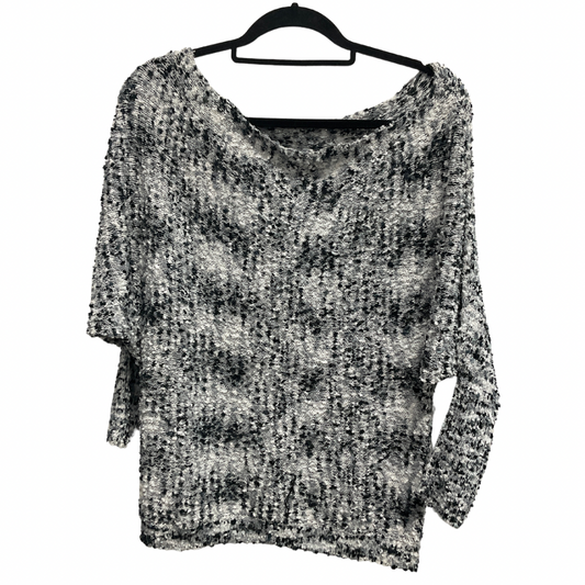 Sweater By Maurices In Grey & White, Size: L