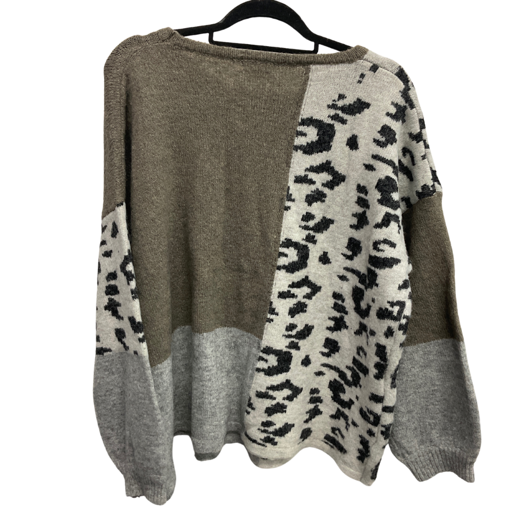 Sweater By Easel In Grey & White, Size: S