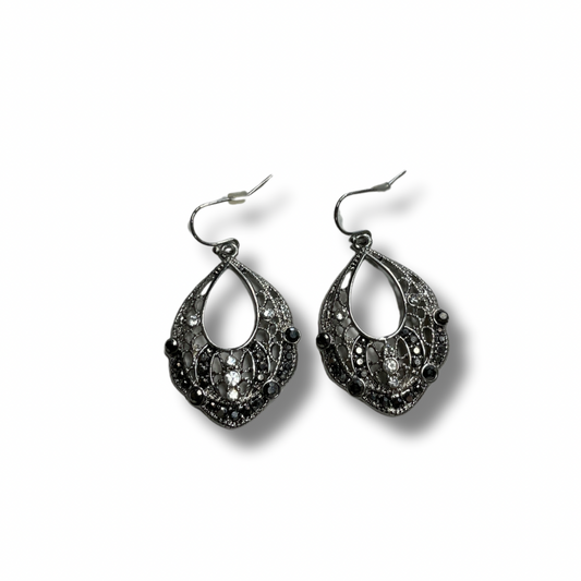 Earrings Dangle/drop By Clothes Mentor, Size: 02 Piece Set