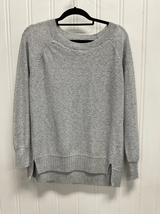 Sweater By Old Navy In Grey, Size: L