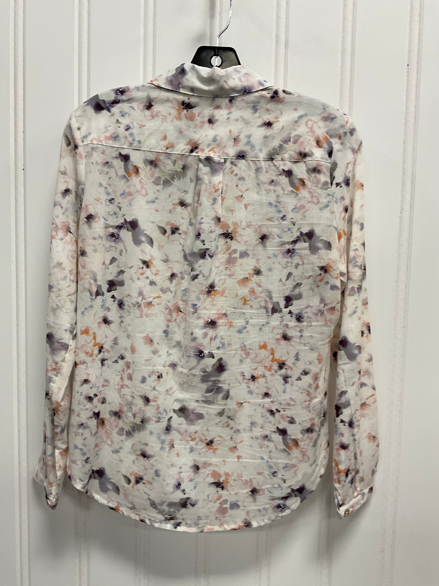 Top Long Sleeve By Clothes Mentor In Multi-colored, Size: Xs