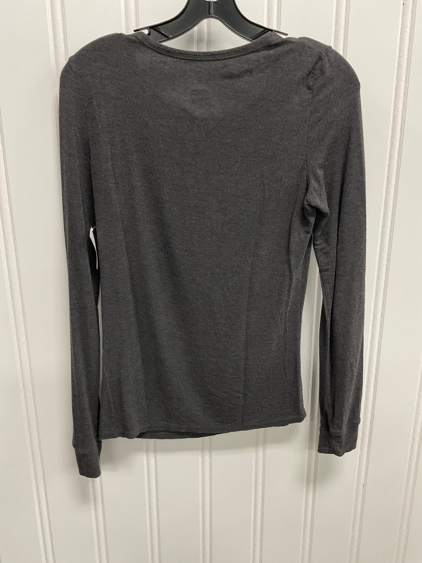 Top Long Sleeve Basic By Cuddl Duds In Grey, Size: S