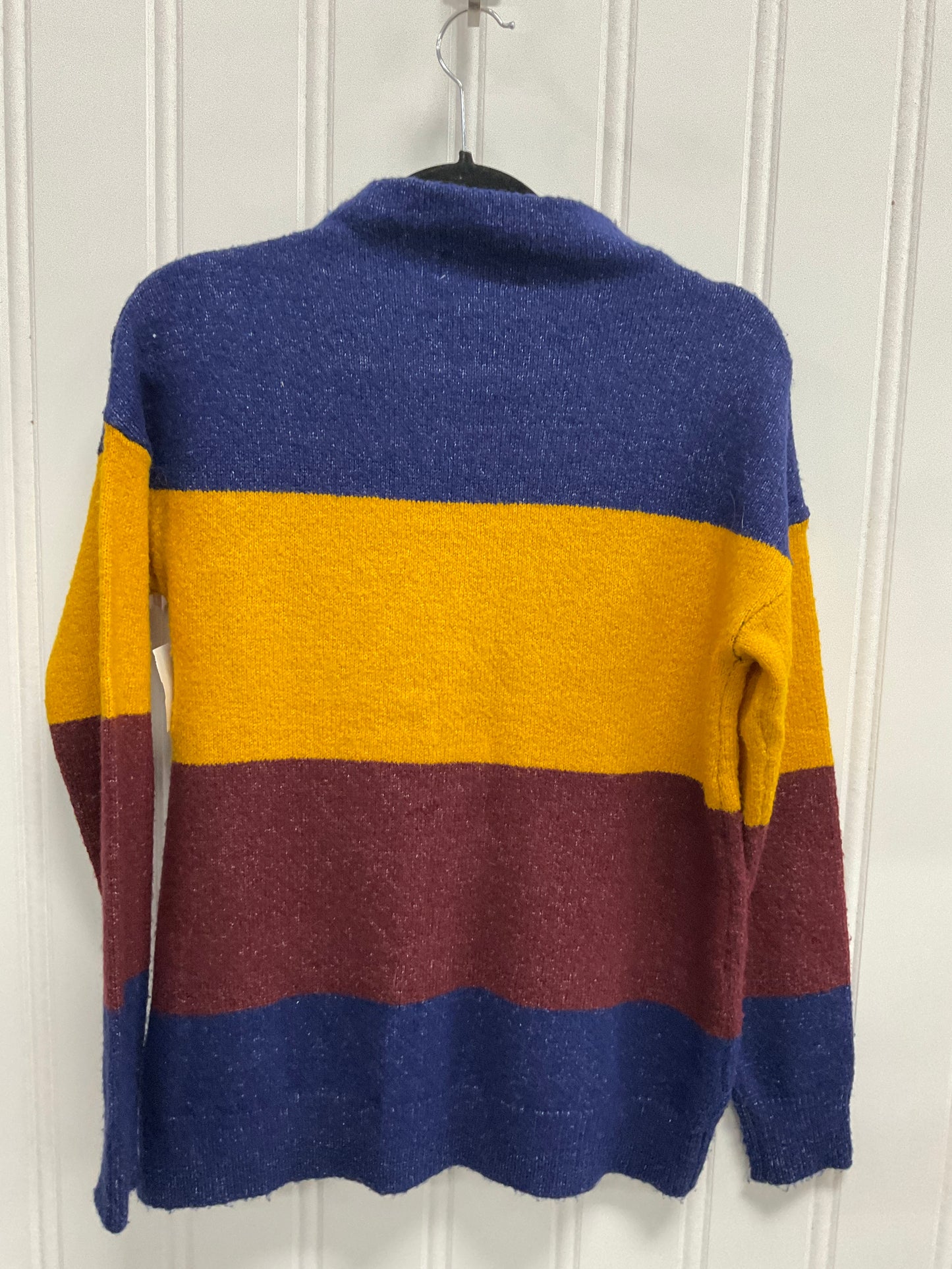 Sweater By Carolyn Taylor In Multi-colored, Size: S