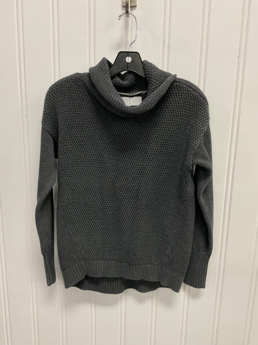 Sweater By Athleta In Grey, Size: M