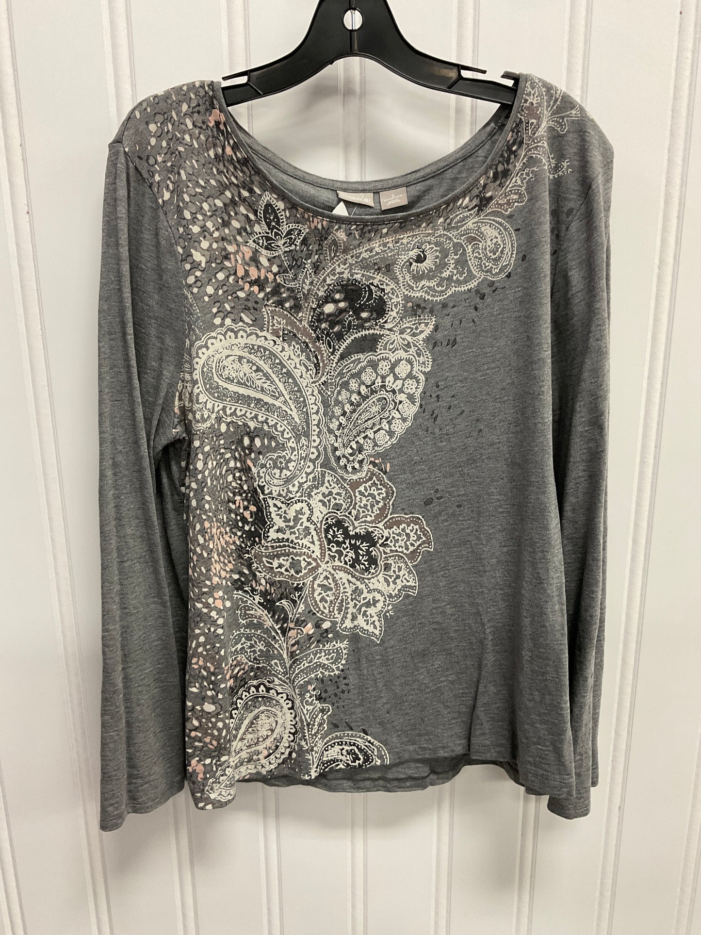 Top Long Sleeve By Zenergy By Chicos In Grey, Size: Xl