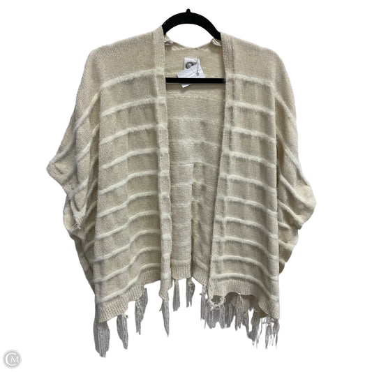 Shawl By Akemi And Kin In Cream, Size: Osfm