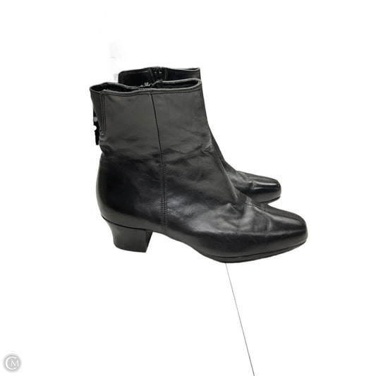 Boots Ankle Heels By Munro In Black, Size: 6.5