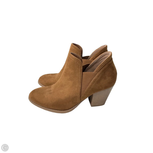 Boots Ankle Heels By Clothes Mentor In Brown, Size: 8.5
