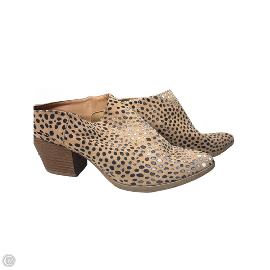 Shoes Heels Block By Universal Thread In Animal Print, Size: 7.5