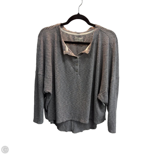 Top Long Sleeve By Urban Outfitters In Grey, Size: S