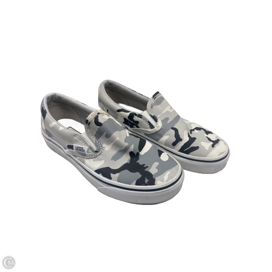 Shoes Sneakers By Vans In Camouflage Print, Size: 5