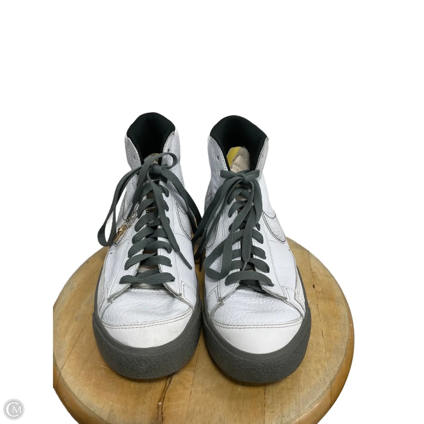 Shoes Athletic By Nike In White, Size: 8