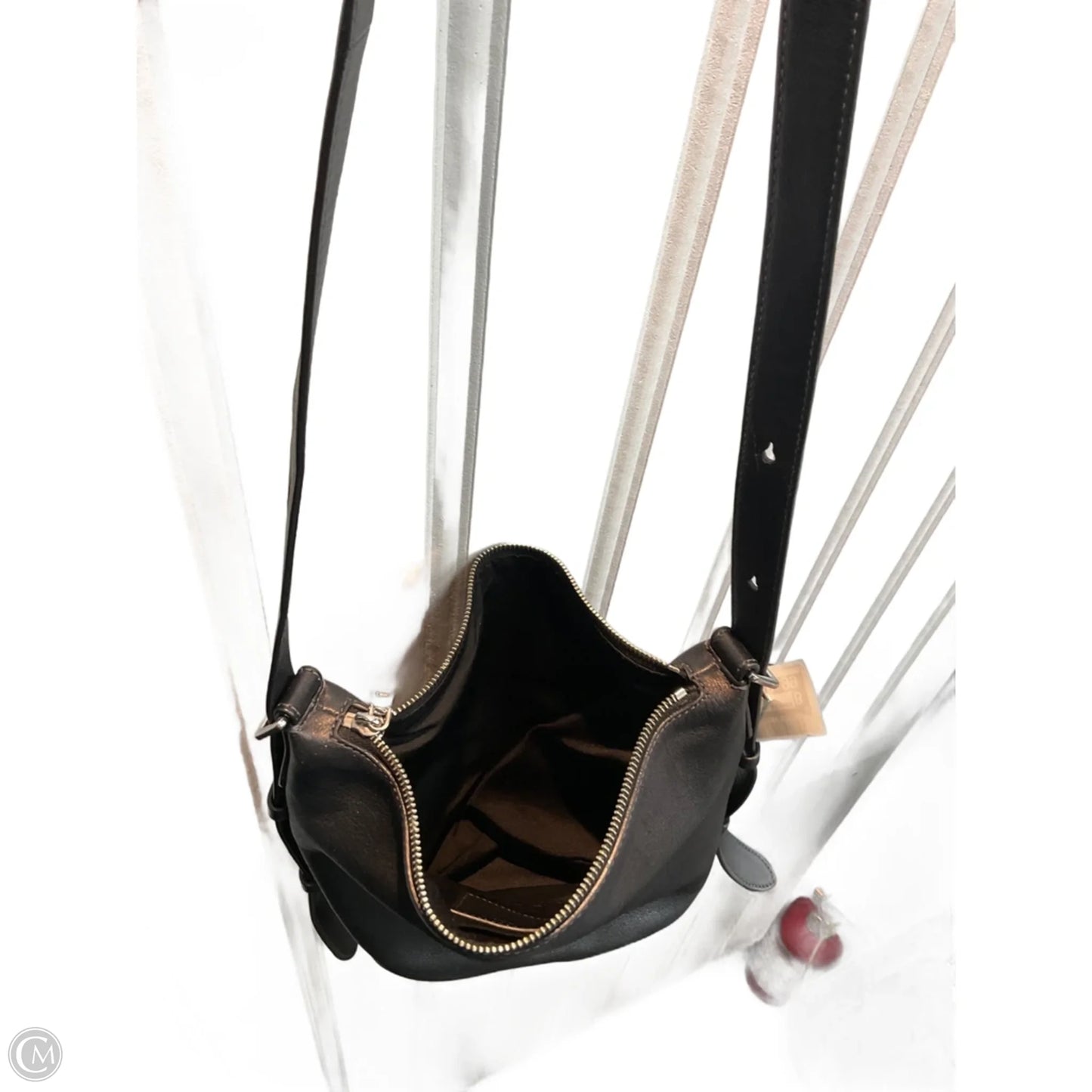 Crossbody Luxury Designer By Marc Jacobs, Size: Medium