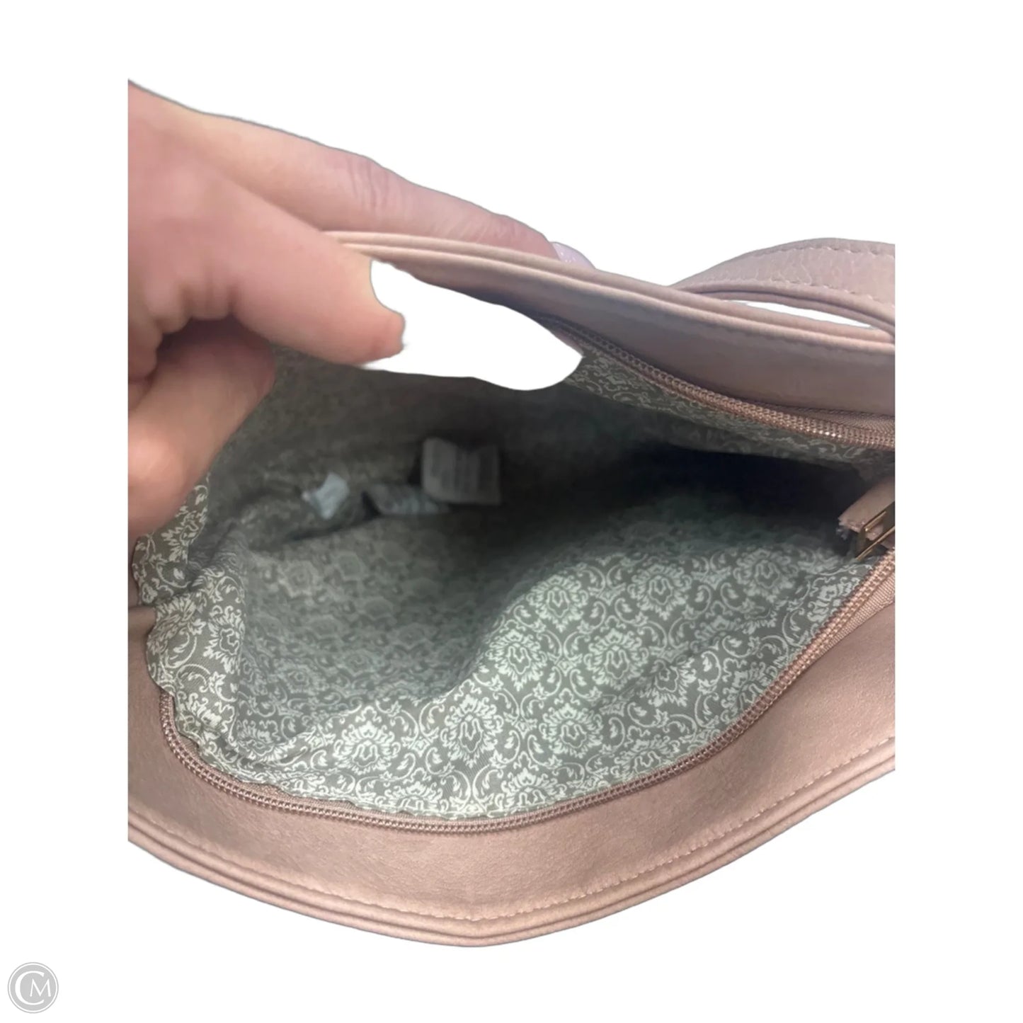 Crossbody By Clothes Mentor, Size: Medium