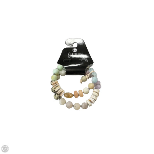Bracelet Beaded By Clothes Mentor, Size: 02 Piece Set