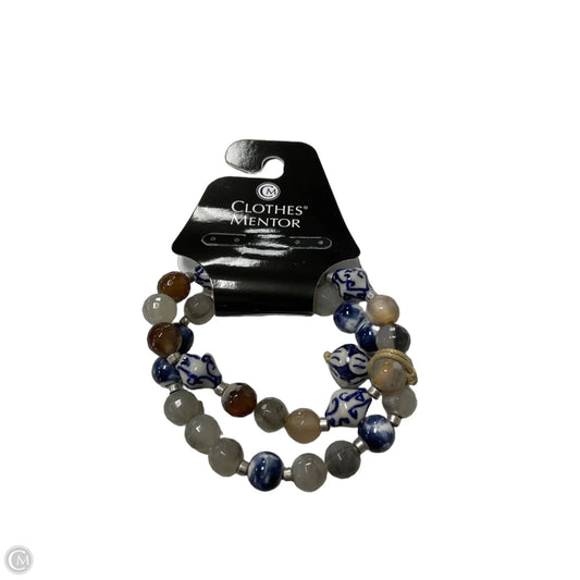 Bracelet Beaded By Clothes Mentor, Size: 02 Piece Set