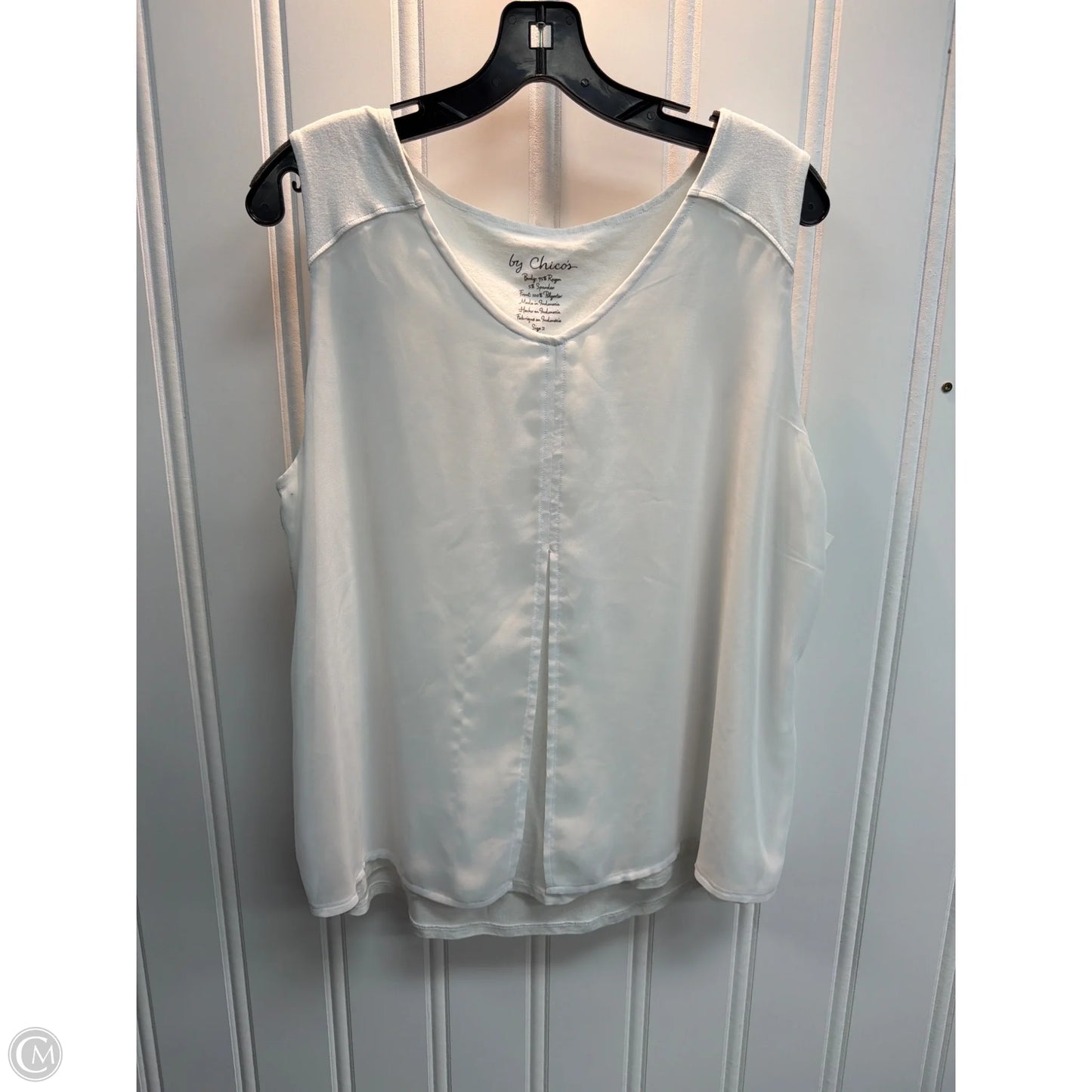 Top Sleeveless By Chicos In White, Size: L