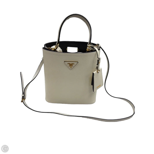 Handbag Luxury Designer By Prada, Size: Medium
