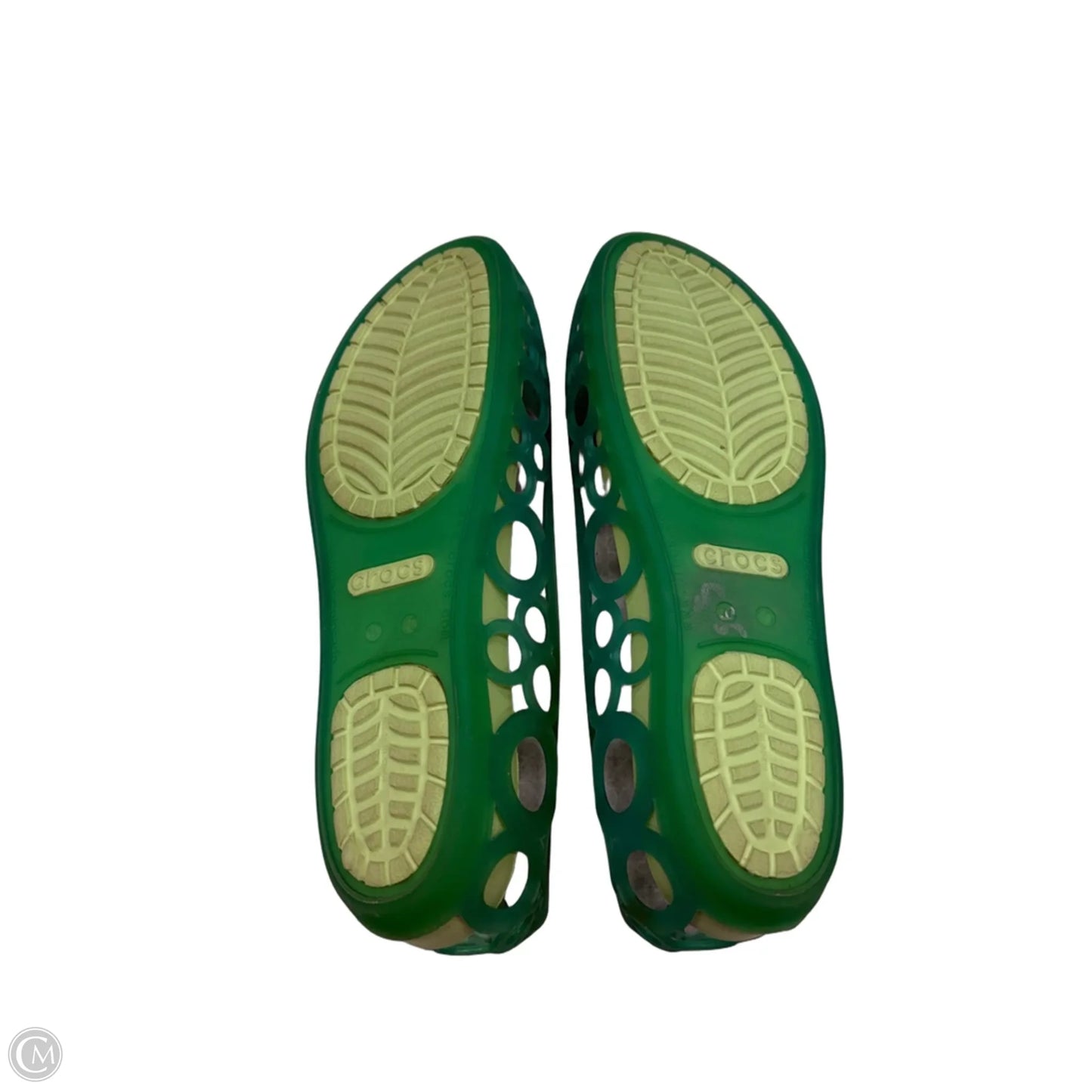 Shoes Flats By Crocs In Green, Size: 10