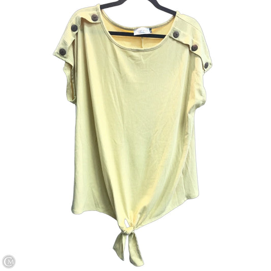 Top Short Sleeve By Clothes Mentor In Yellow, Size: 2x