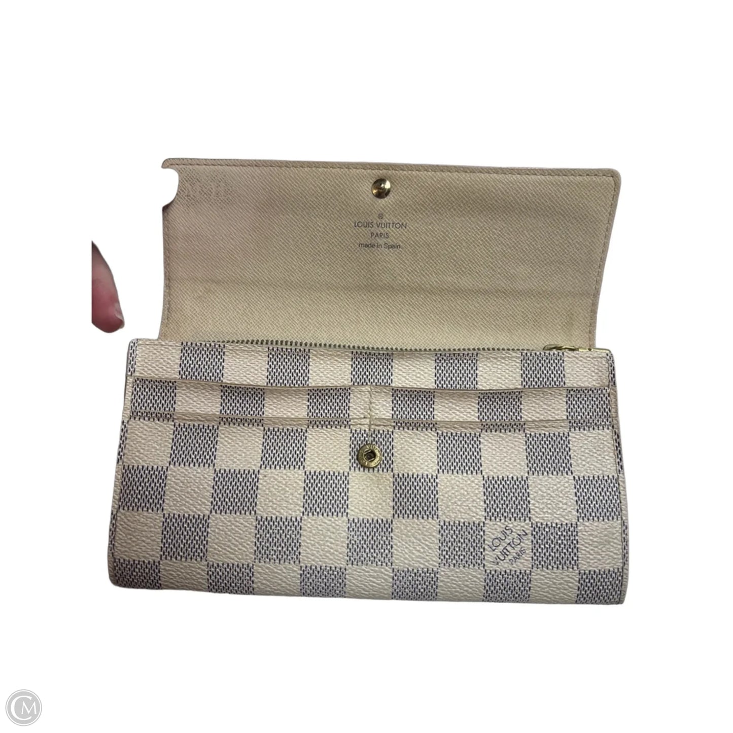 Wallet Luxury Designer By Louis Vuitton, Size: Medium