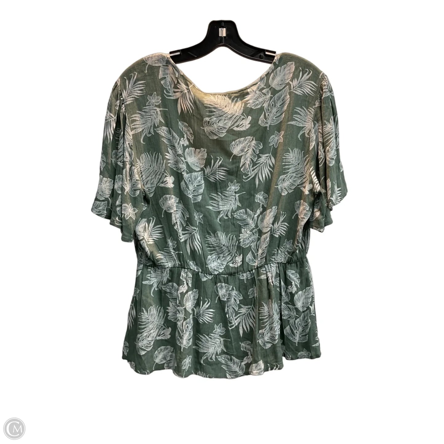 Top Short Sleeve By Lush In Green, Size: L