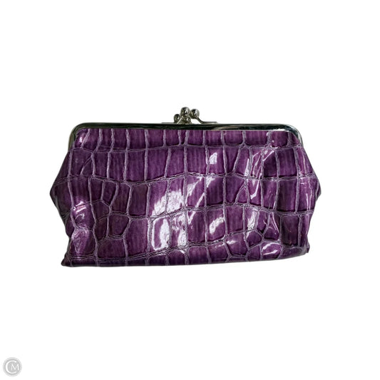 Clutch By Clothes Mentor, Size: Medium