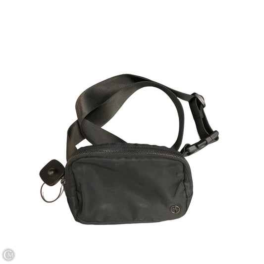 Belt Bag By Clothes Mentor, Size: Small