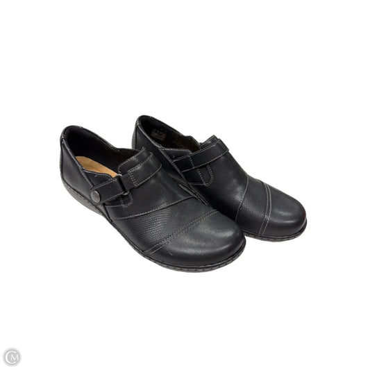 Shoes Flats By Clarks In Black, Size: 10
