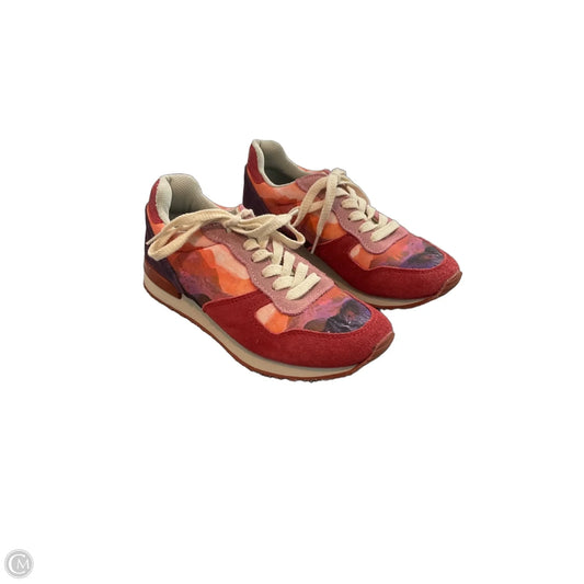 Shoes Sneakers By Clothes Mentor In Multi-colored, Size: 6