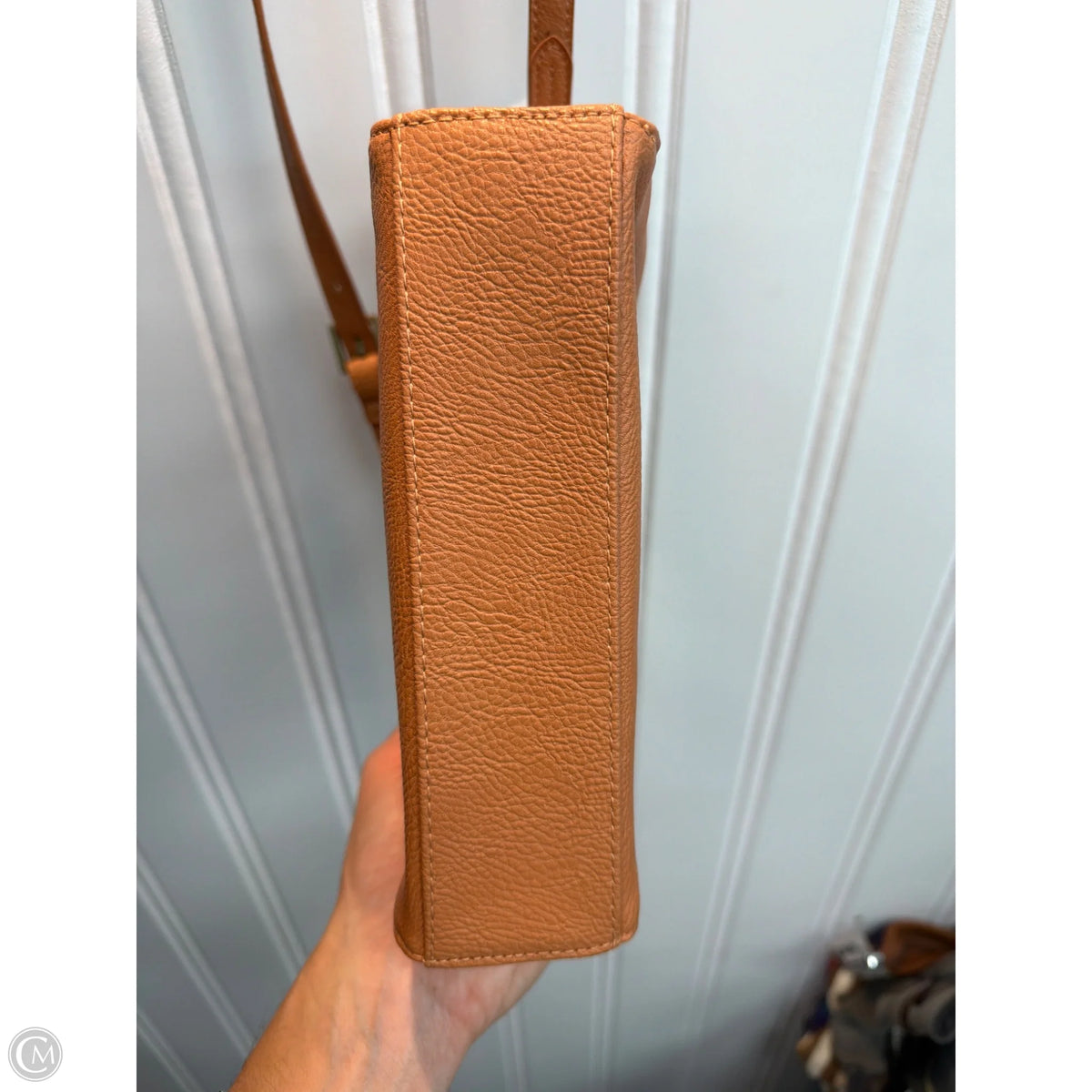 Crossbody By Universal Thread, Size: Medium