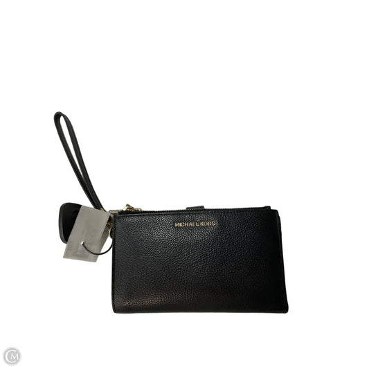 Wristlet Designer By Michael Kors, Size: Medium