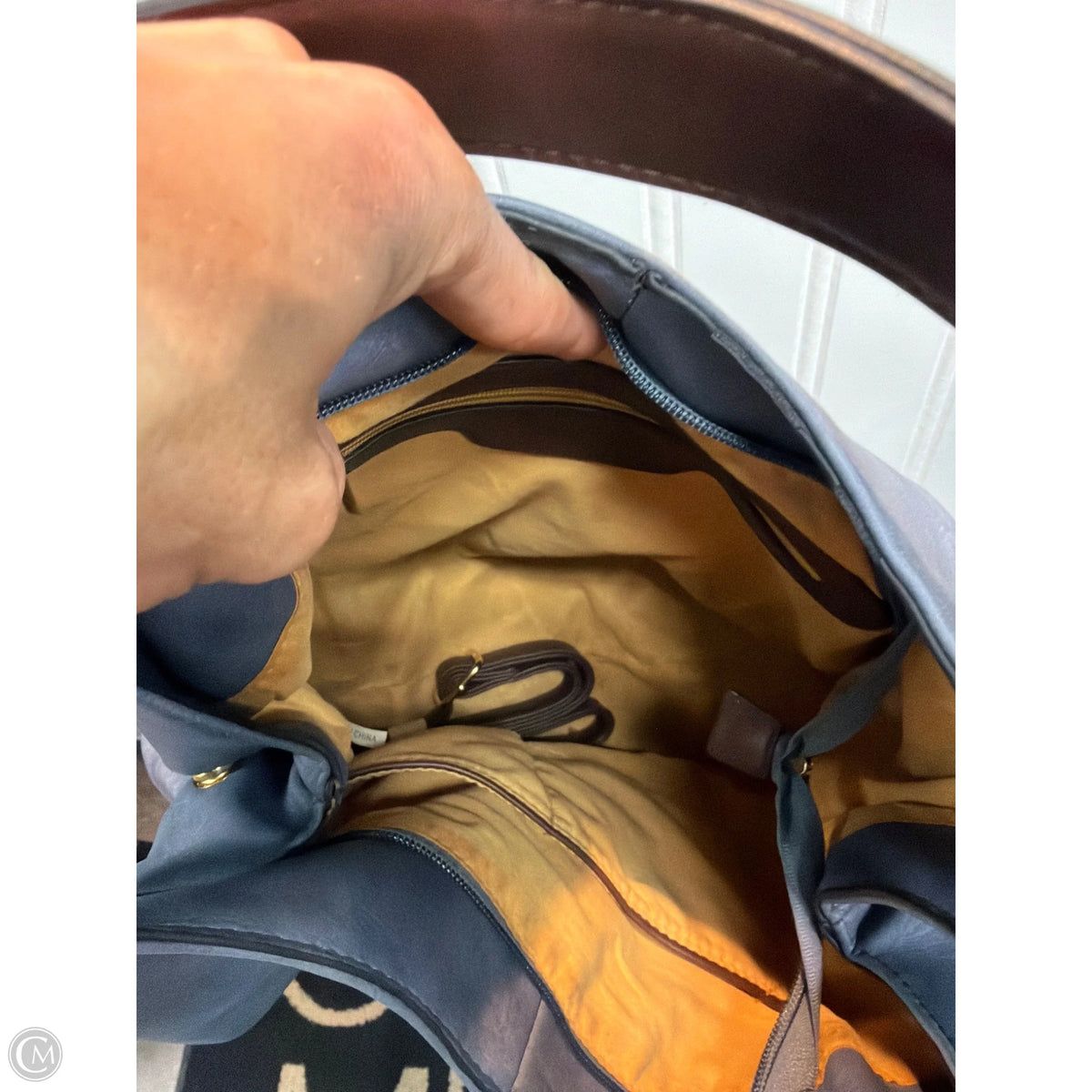 Handbag By Clothes Mentor, Size: Medium