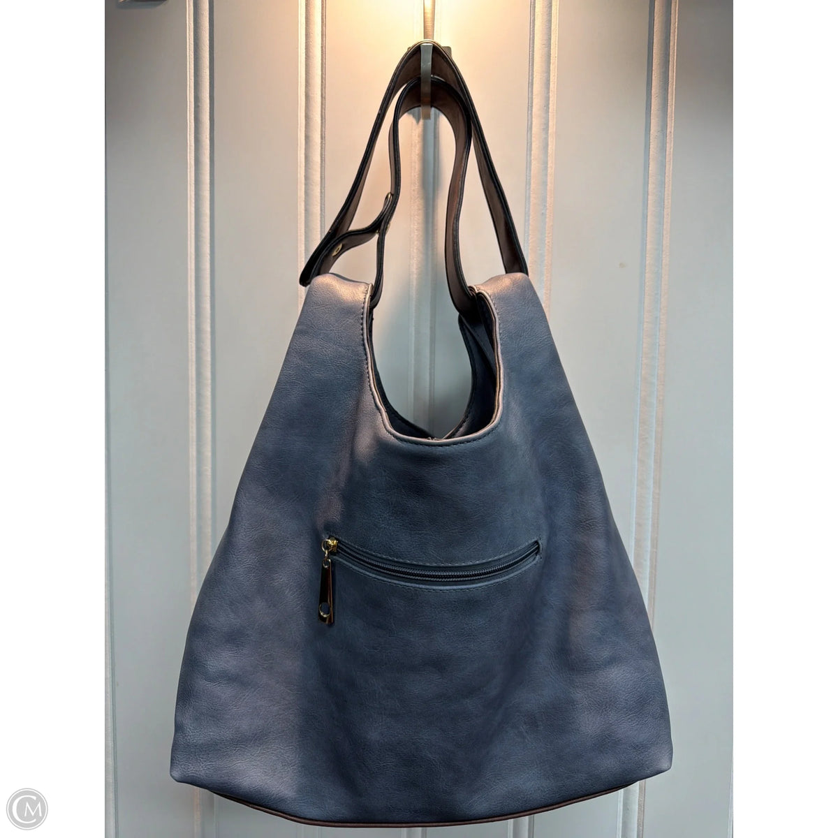 Handbag By Clothes Mentor, Size: Medium