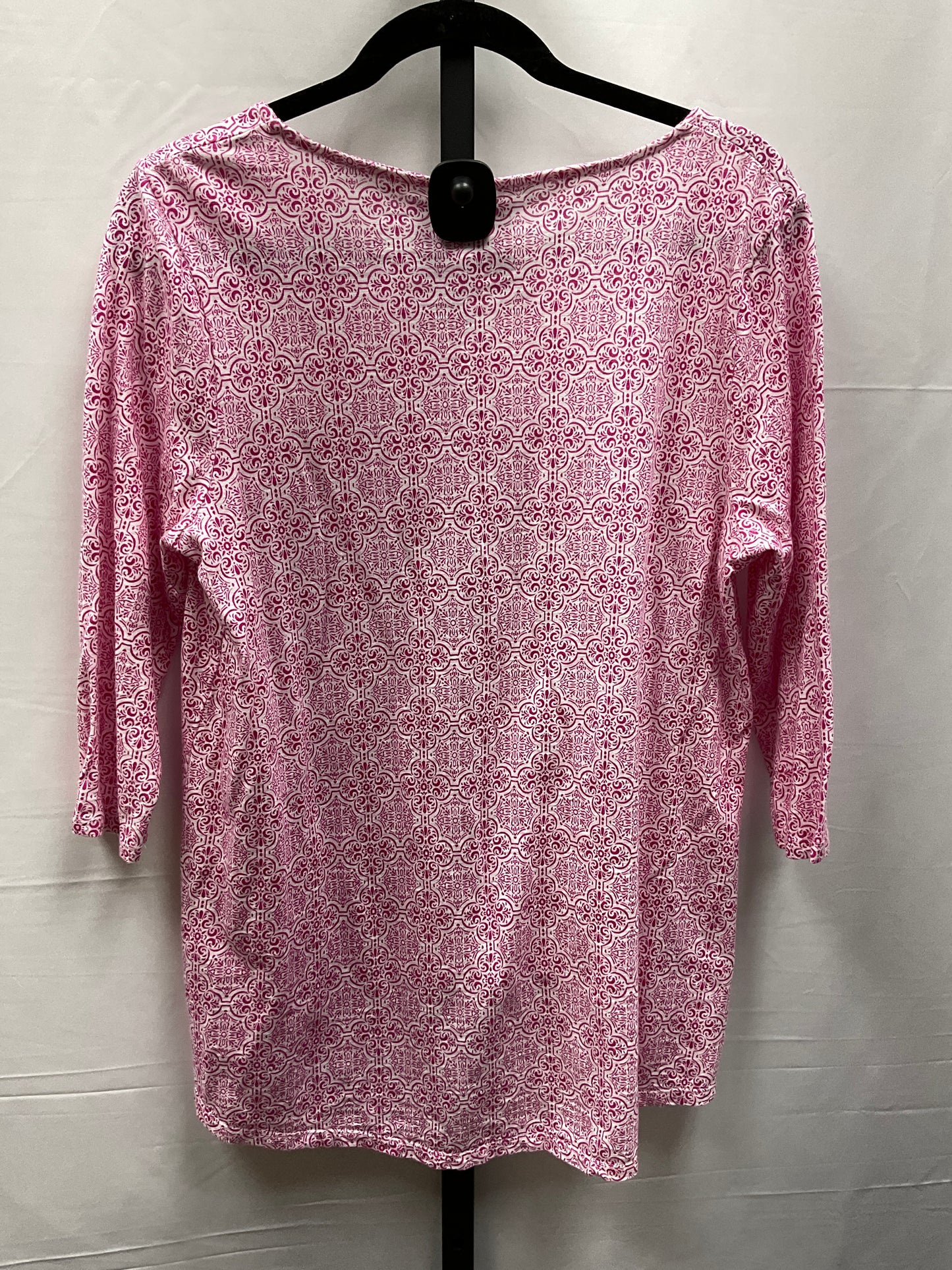 Top 3/4 Sleeve By Chicos In Pink & White, Size: M