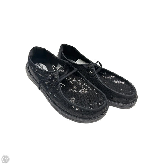 Shoes Flats By Hey Dude In Black, Size: 10