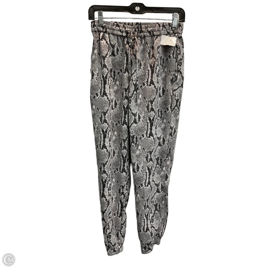 Pants Cropped By Express In Animal Print, Size: Xs