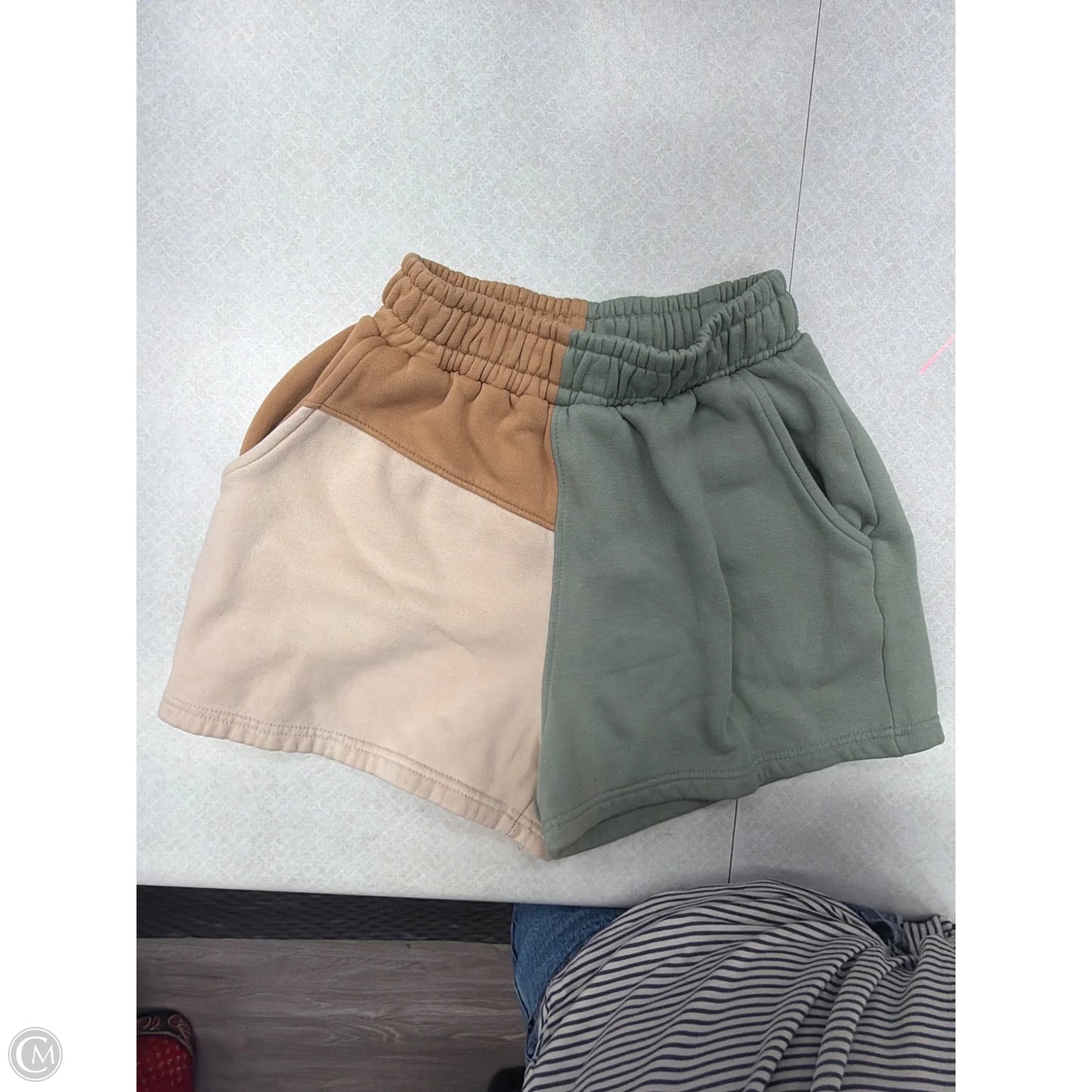 Shorts By Missguided In Tan, Size: 4