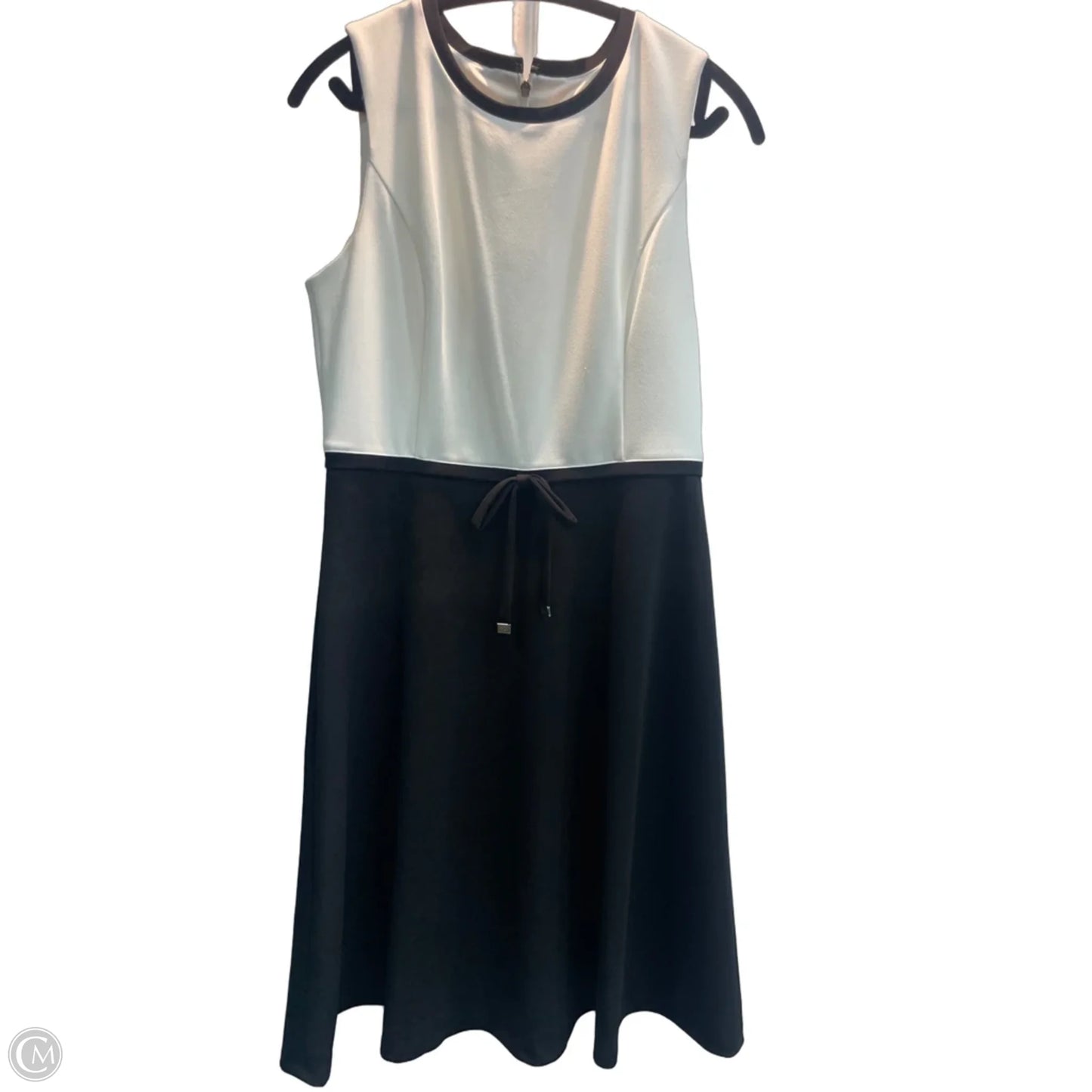Dress Casual Midi By Tommy Hilfiger In Black & Cream, Size: 8