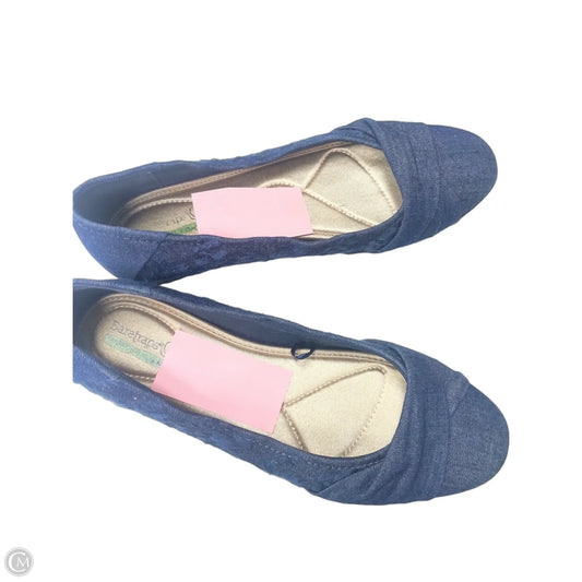 Shoes Flats By Bare Traps In Navy, Size: 9