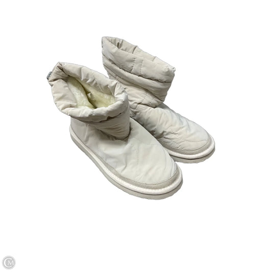 Boots Ankle Flats By Dream Pairs In Cream, Size: 8.5