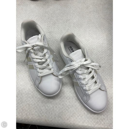 Shoes Athletic By Adidas In White, Size: 6.5