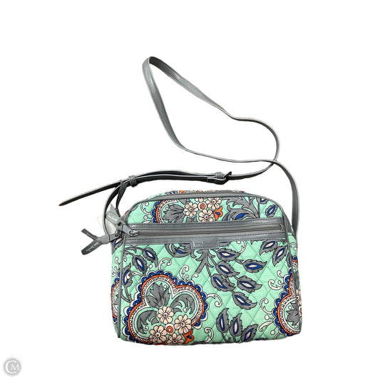 Handbag By Vera Bradley, Size: Medium