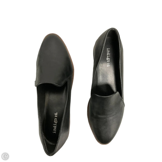 Shoes Flats By Indigo In Black, Size: 7