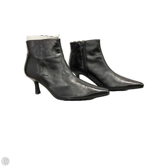 Boots Ankle Heels By Clothes Mentor In Black, Size: 9