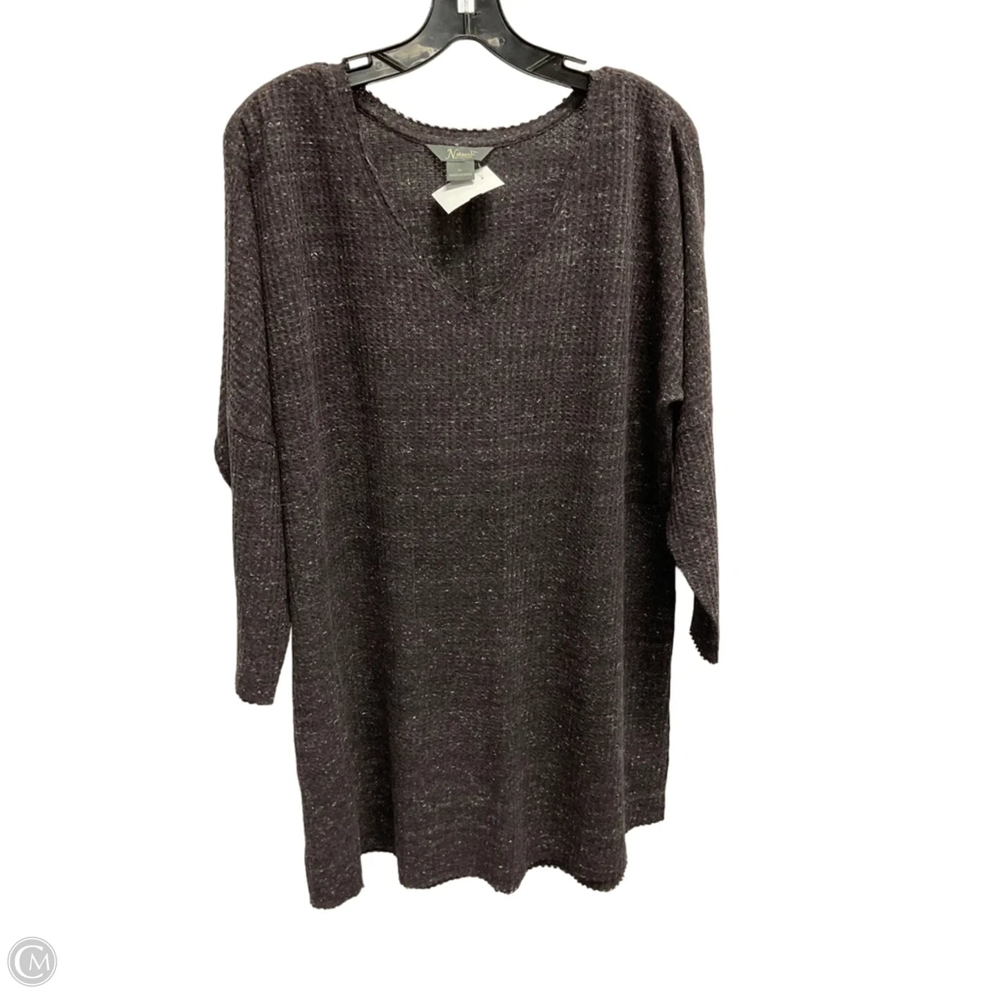 Top Long Sleeve By Natural Reflections In Grey, Size: Xl