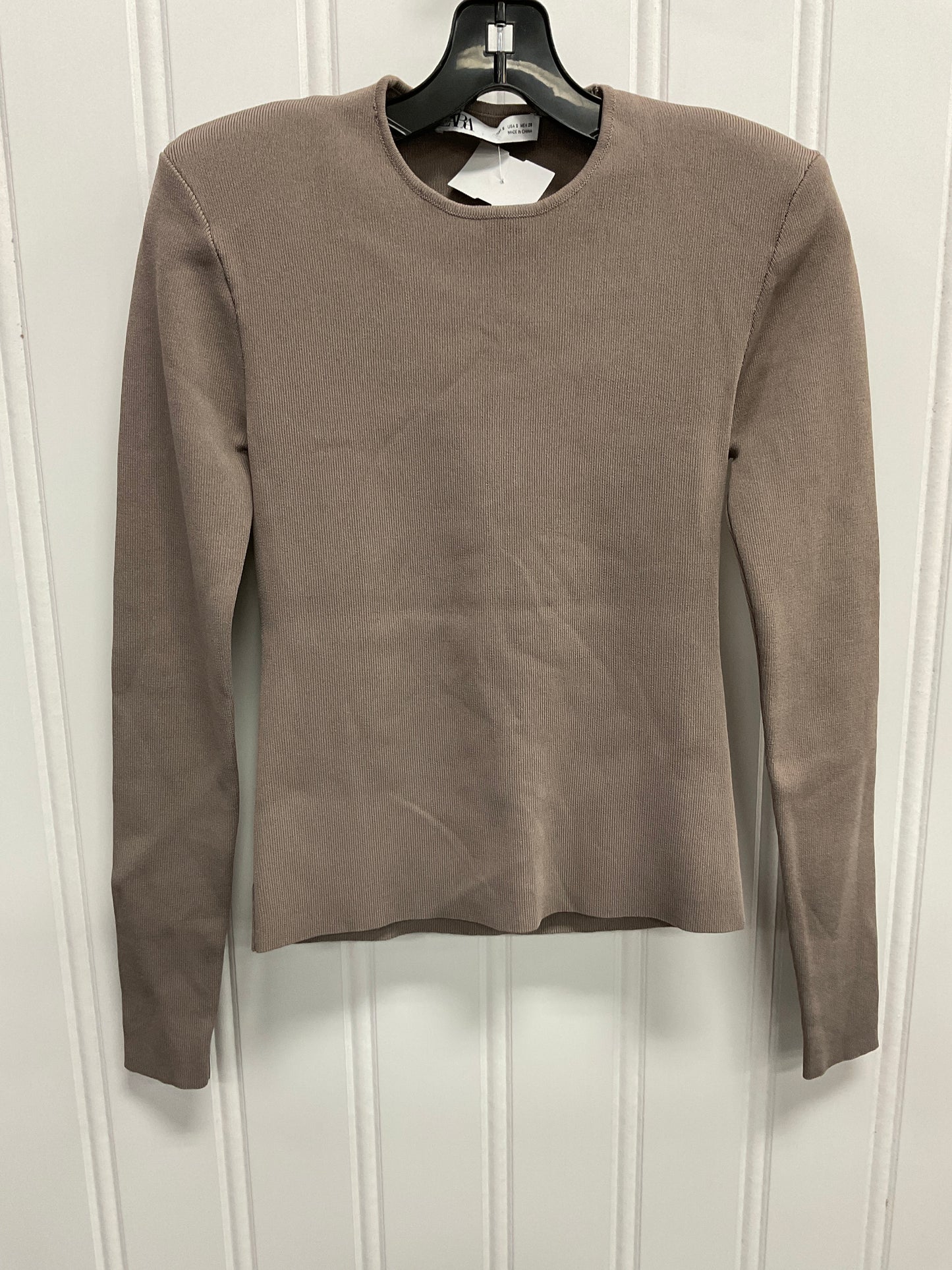 Top Long Sleeve By Zara In Beige, Size: S